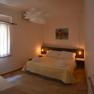 Al Bacio Taormina